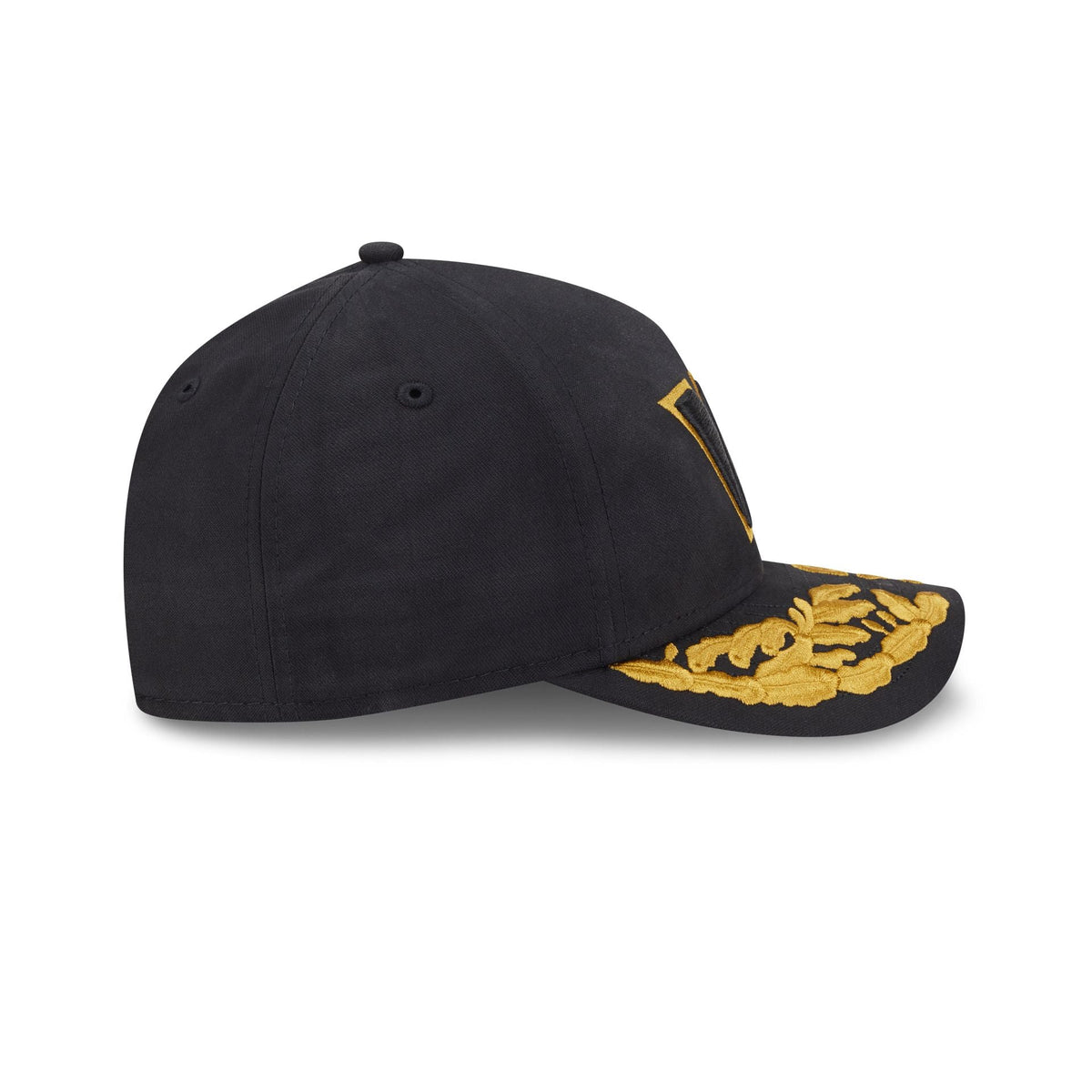 Alpha Industries x Washington Commanders Black 9FORTY M-Crown A-Frame Snapback Hat