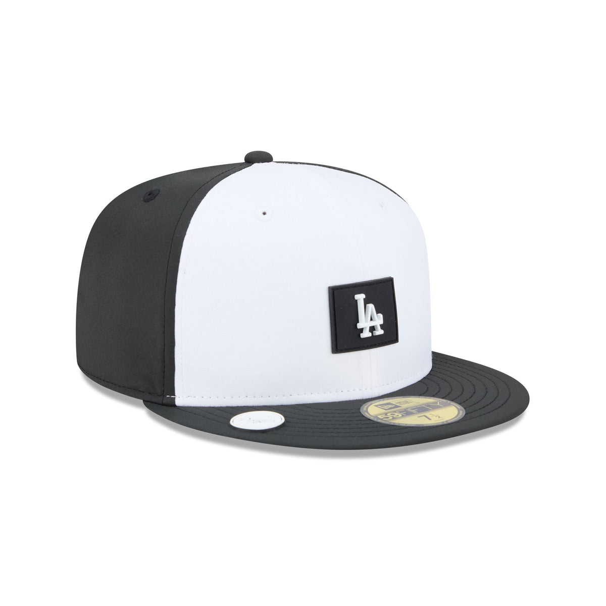 Los Angeles Dodgers 2026 Clubhouse Black & White 59FIFTY Fitted Hat